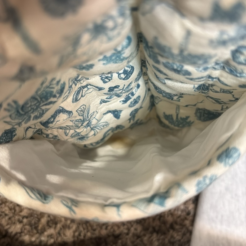 Slow Sunday Quilted Tote Bag - Picture 10 of 10